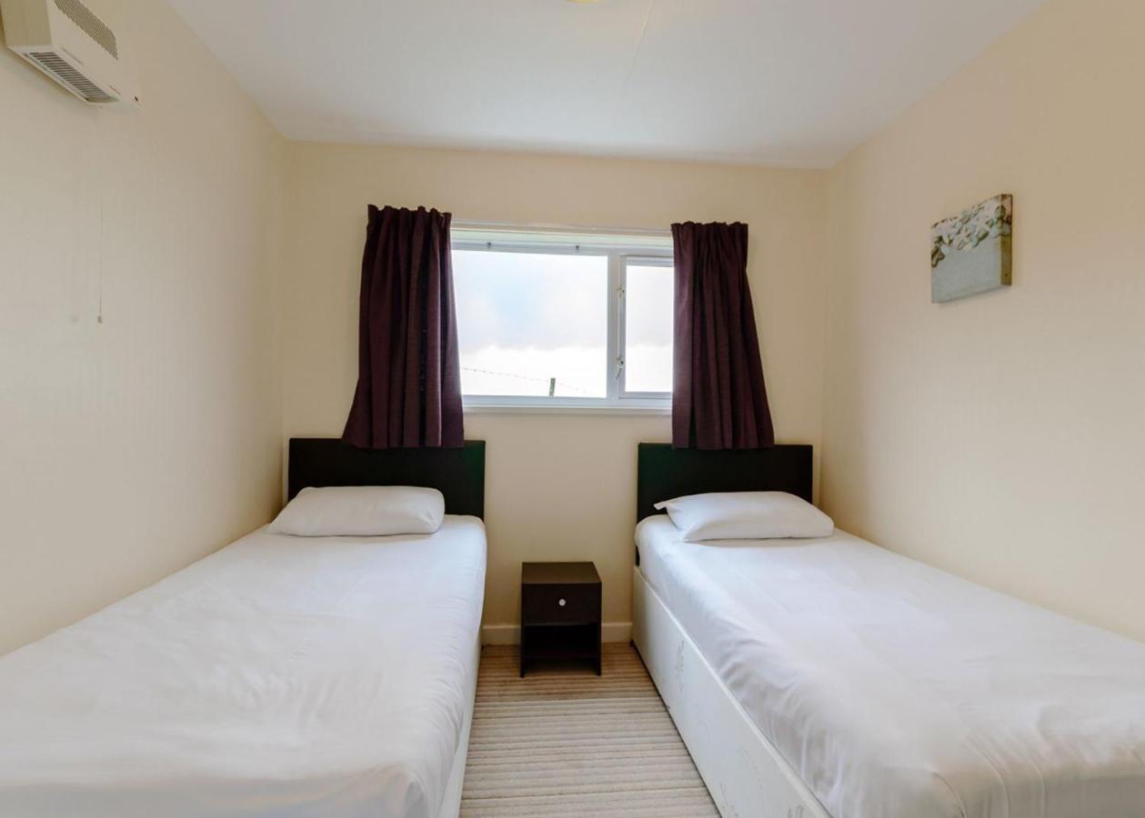 Gilfach Holiday Park Henfynyw Upper Bagian luar foto