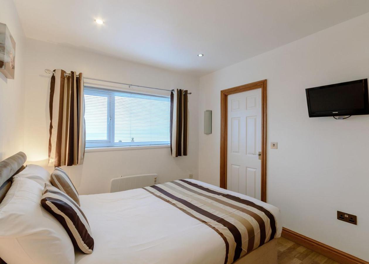 Gilfach Holiday Park Henfynyw Upper Bagian luar foto