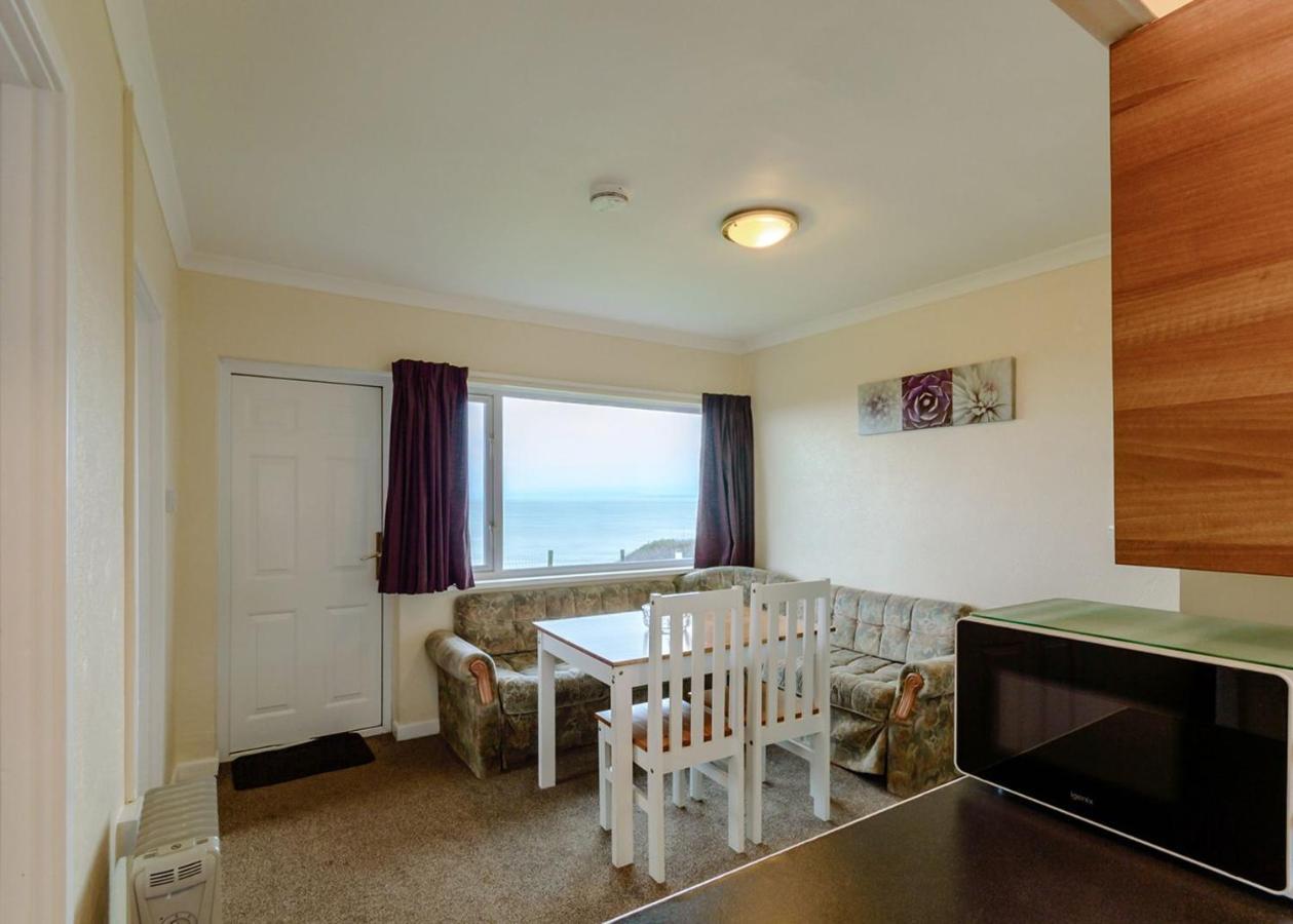 Gilfach Holiday Park Henfynyw Upper Bagian luar foto